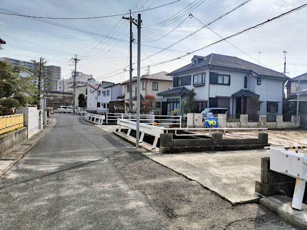真野1丁目の土地全面道路