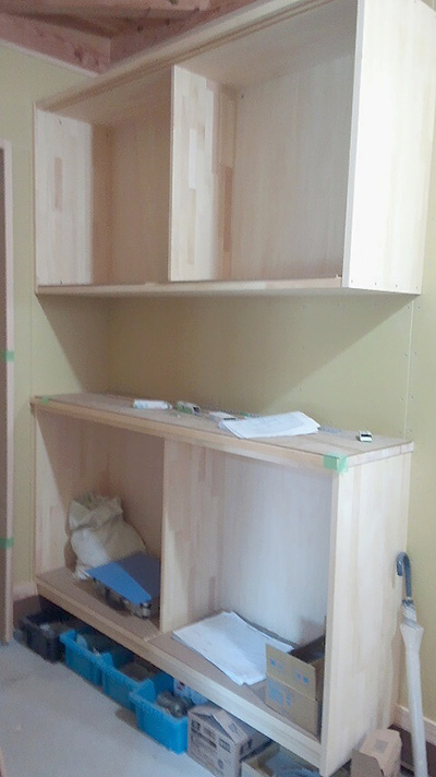 収納の造作家具。大工の腕の見せ所