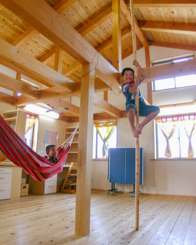 最初、子供部屋は大きなフリースペースとして使おう